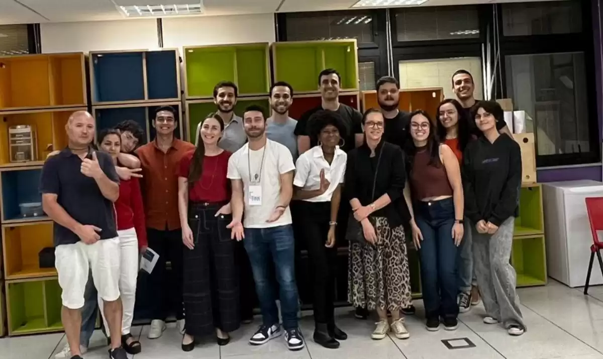 Projeto Gauss e Real Grana - Uma Parceria de Impacto